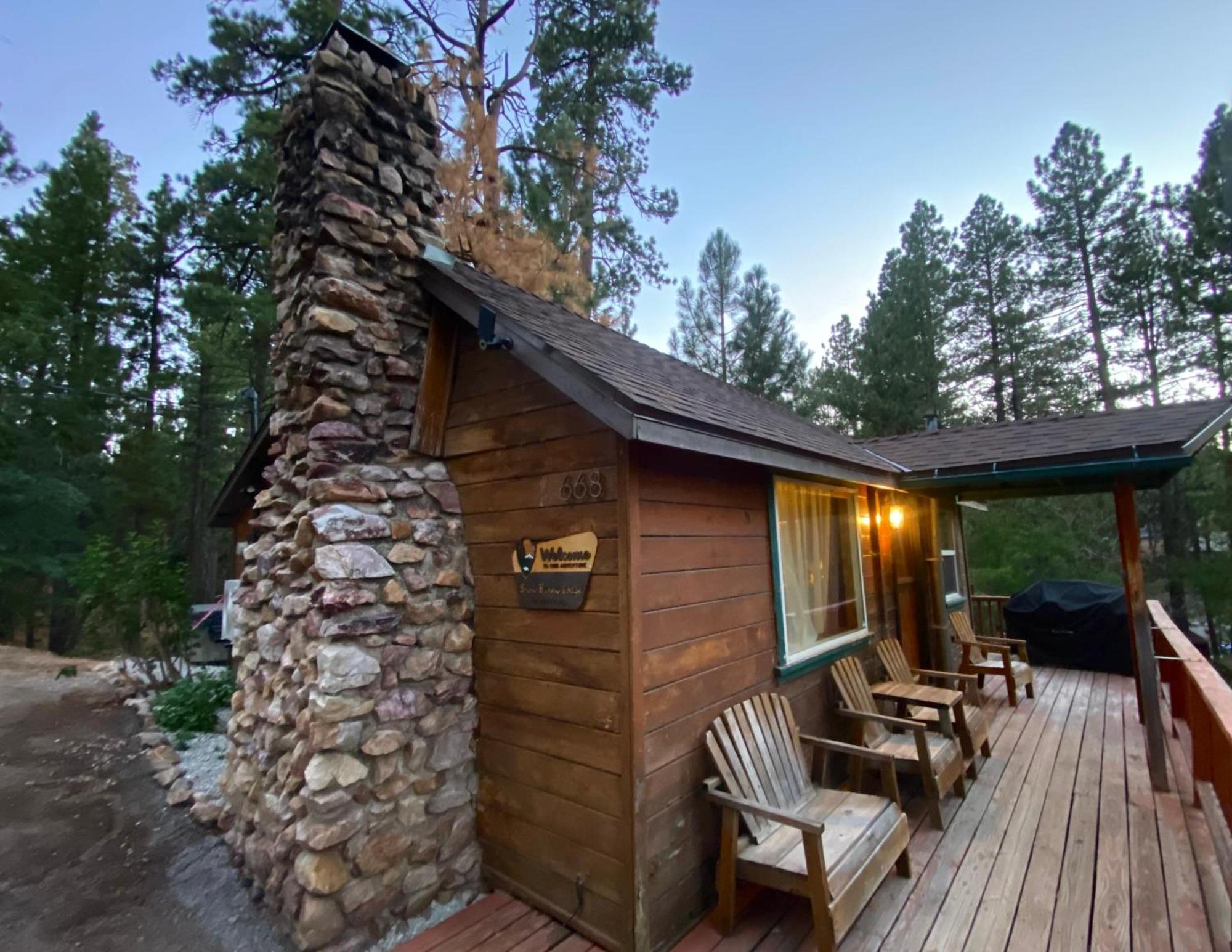 Snow Bunny Lodge - Perfect Big Bear Getaway! Deck With A New Hot Tub And Charcoal Barbecue! Big Bear Lake Εξωτερικό φωτογραφία